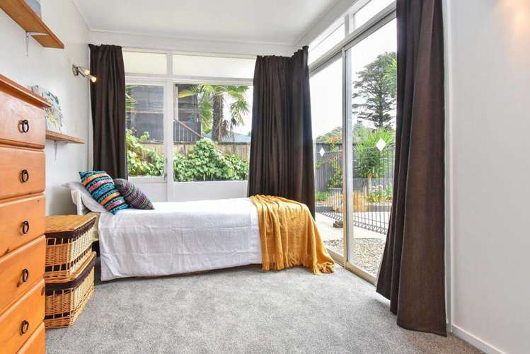 35 Walpole Avenue Hillpark_12