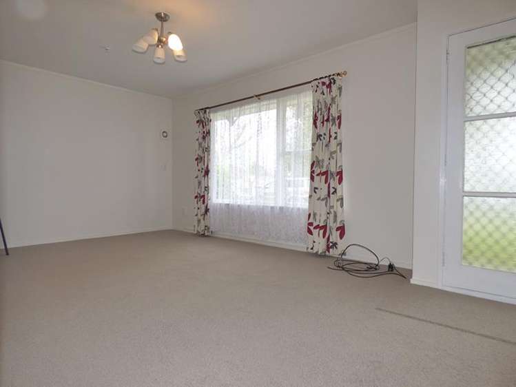 2/98 Grey Street Onehunga_3