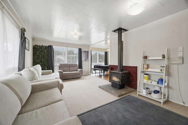 286 Clayton Road Pukehangi_5