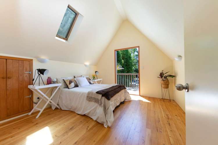 1 Sandys Parade Laingholm_8