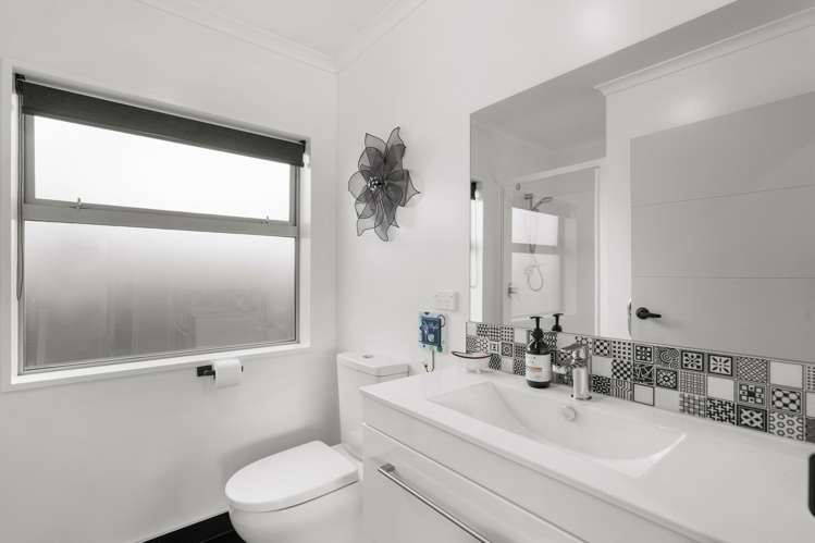 9 Te Whenu Crescent Marshland_6