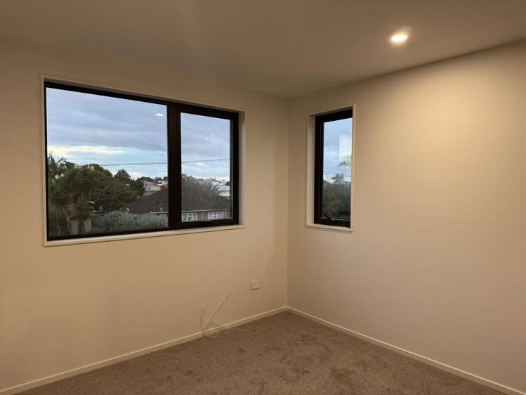 10 Cadman Avenue Greenlane_10