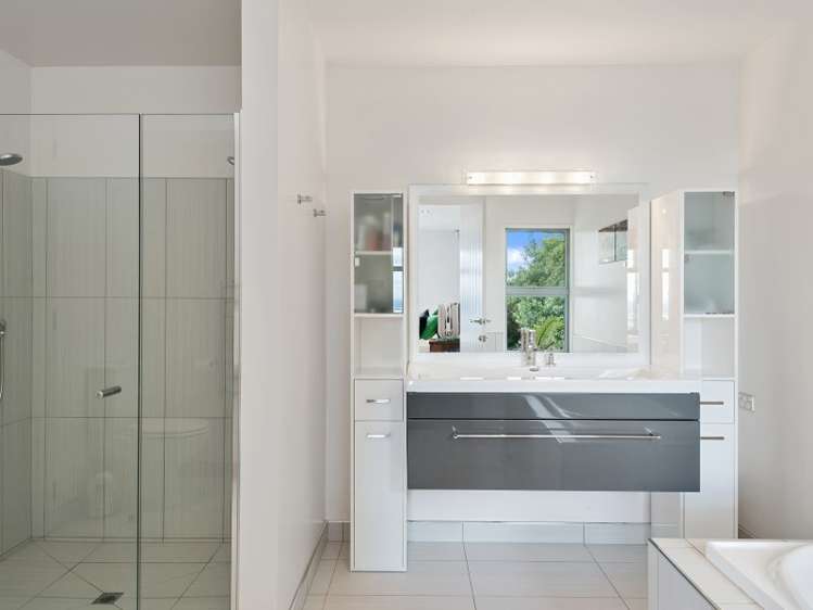 12 Tiroroa Lane Huntsbury_11