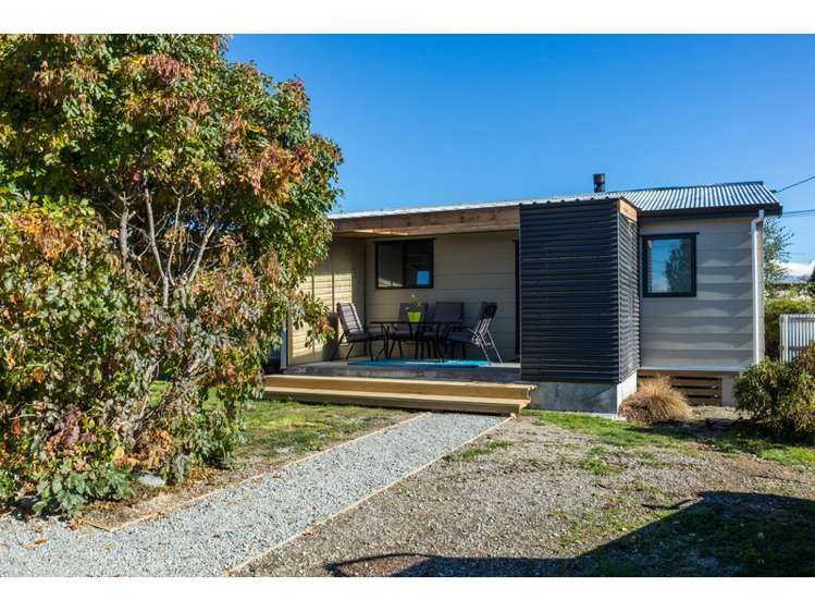 18 Simons Street Twizel_15