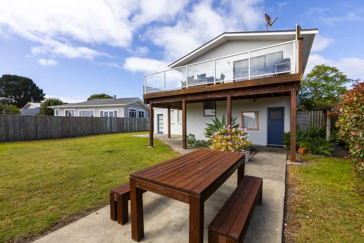 14 Puketauhinu Place Porangahau_16