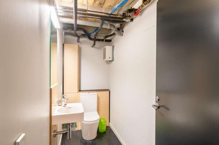 1.04/28 Waterloo Quay Pipitea_10