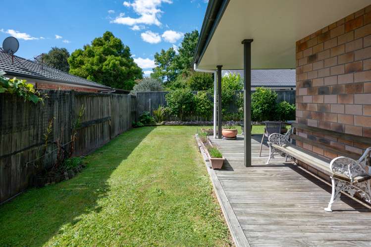 8 Courtenay Place Owhata_17