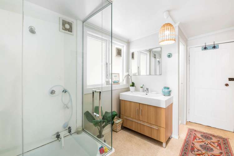 25 Penton Road Stanmore Bay_12