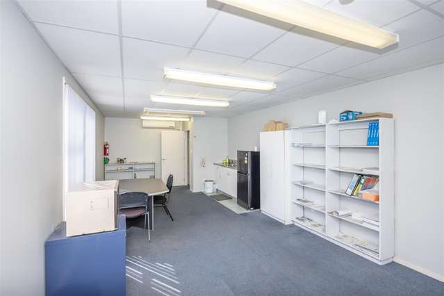 Unit 12, 9 Karewa Place Pukete_3