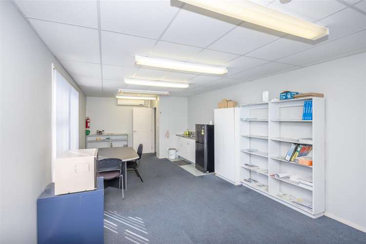 Unit 12, 9 Karewa Place Pukete_3