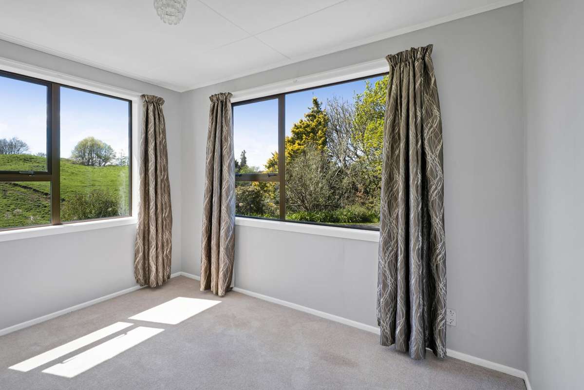 1609 East Road_3
