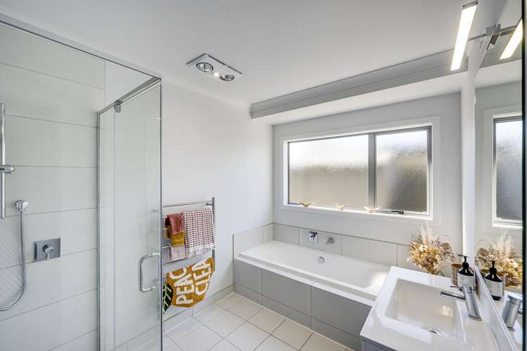 14 Pacific Avenue Poraiti_13