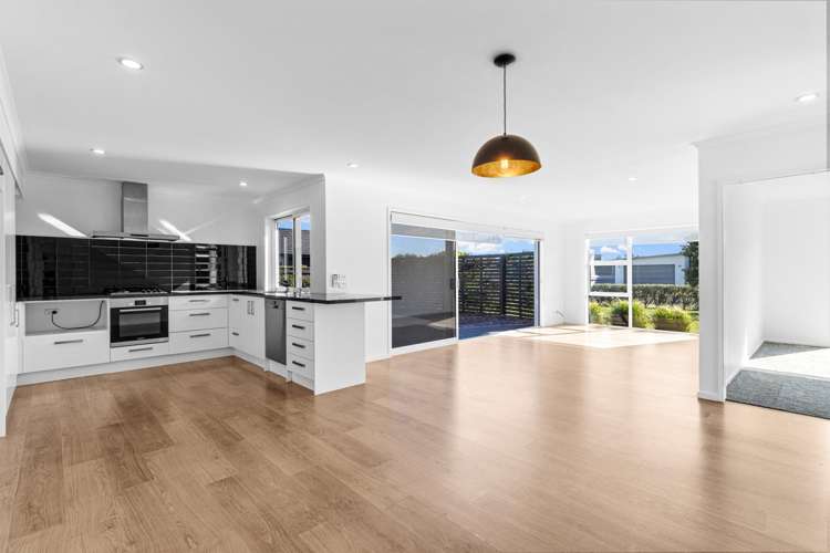 10 Wentworth Lane Waiwhakaiho_5