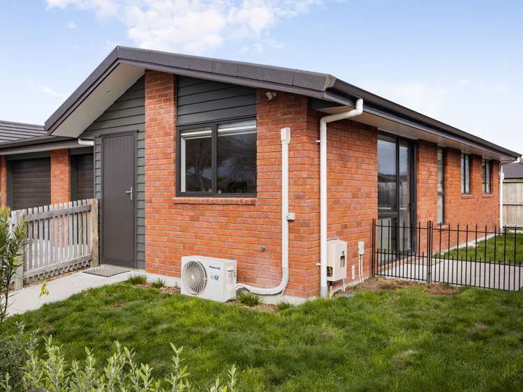 2/1 Paul Crescent Fairfield_12