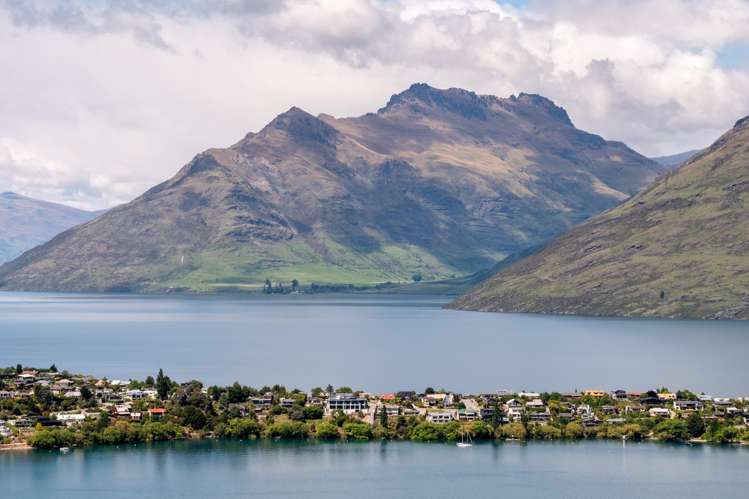 3 Conifer Lane Queenstown_7