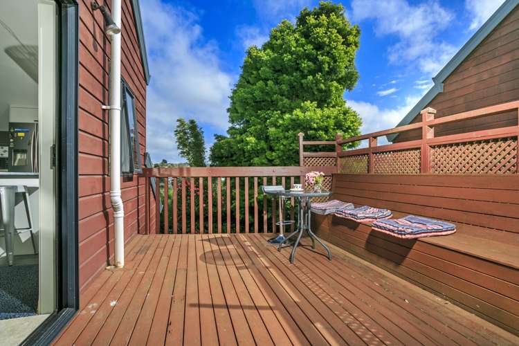 2/41 Howard Road Northcote_6
