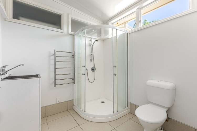 1 Momona Road Greenlane_11