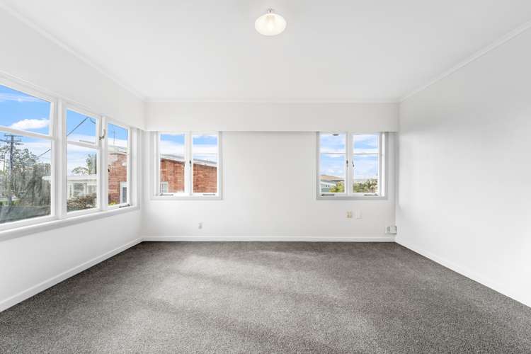 35 Eastglen Road Glen Eden_13