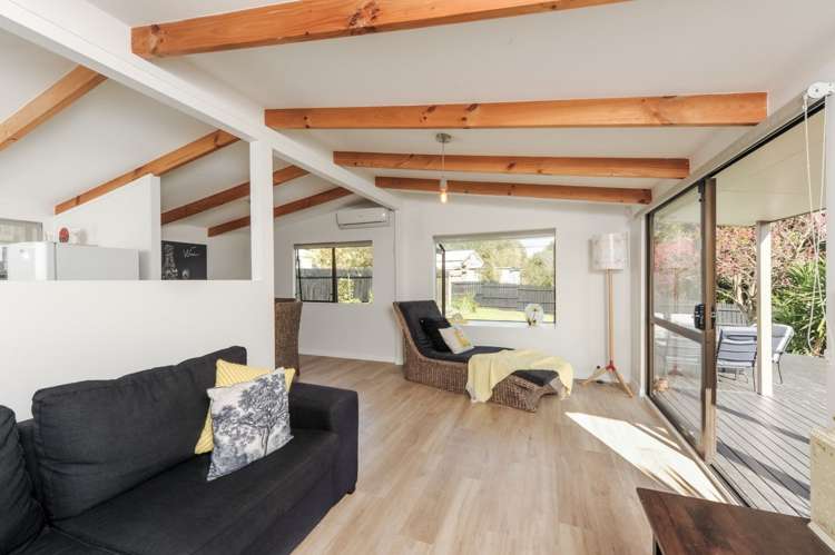 2/66 West Coast Road Glen Eden_5