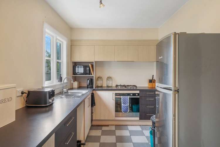 94 Main Street Oxford_10