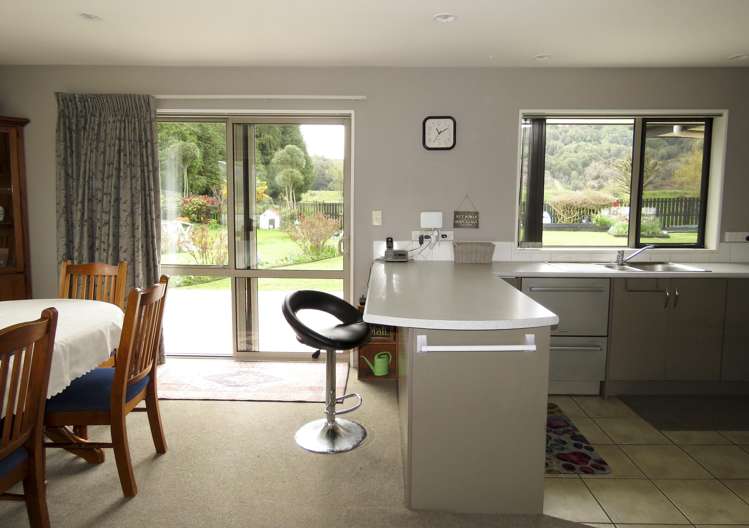 67 Buller Road Reefton_7
