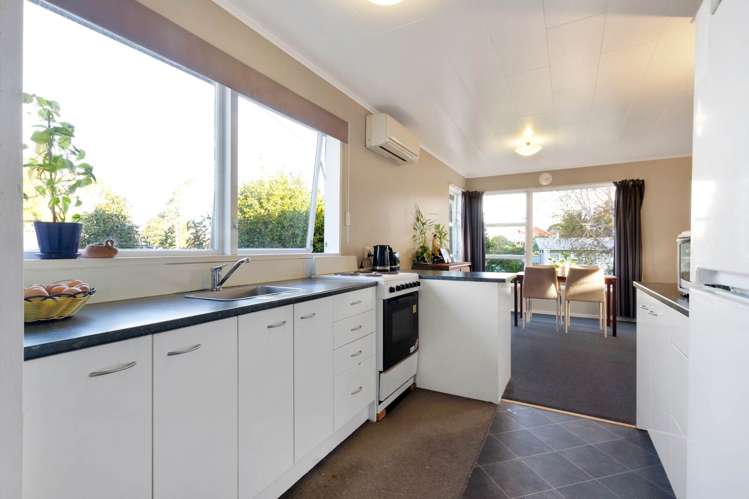 1/10 Rickards Place New Lynn_6
