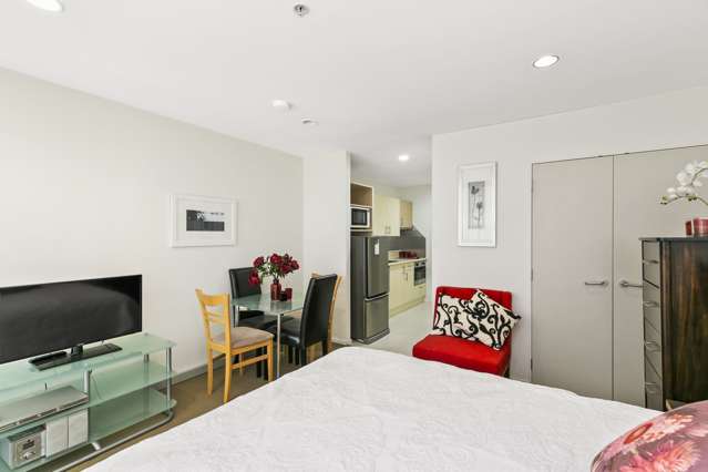 412/9 Gilmer Terrace Wellington Central_1