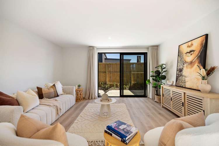 6 Shallow Close Jacks Point_10