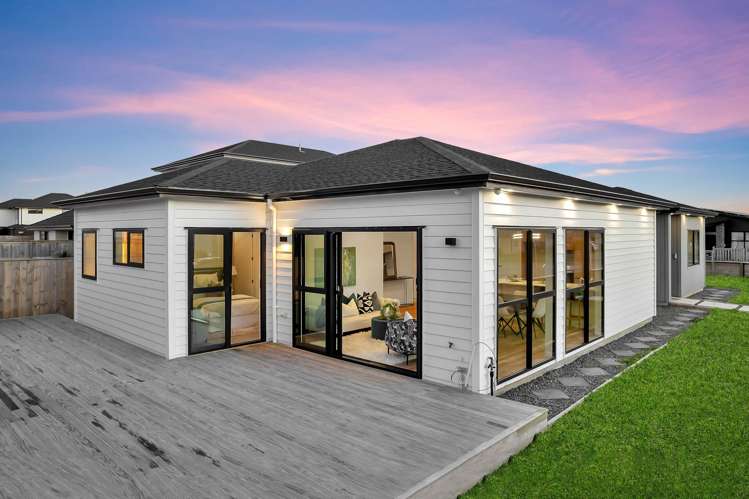 28 Korowhiti Road Clarks Beach_34
