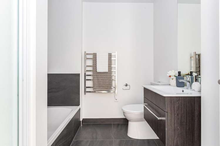 24 Rua Kai Way Brooklyn_16