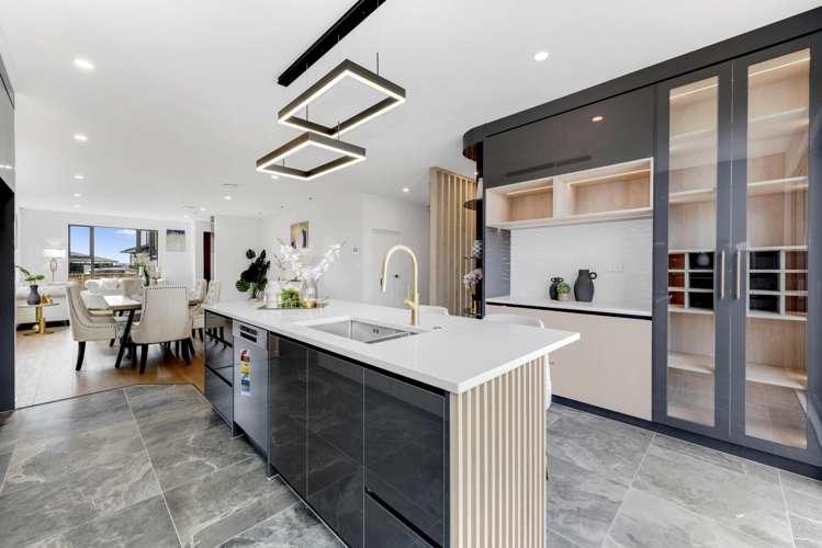 6 Bendridge Street Flat Bush_5