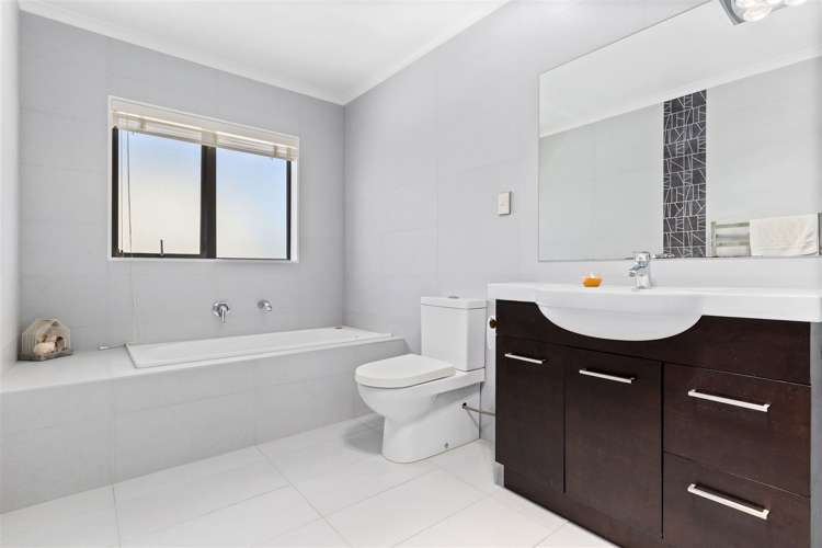 6 Pony Park Place Beachlands_19