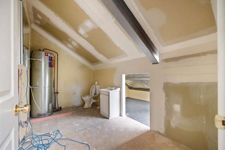 10 Thackers Quay Woolston_23