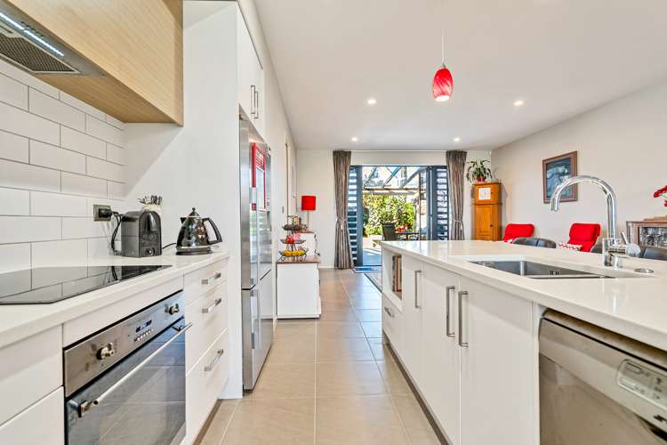 54 Squadron Drive Hobsonville_2