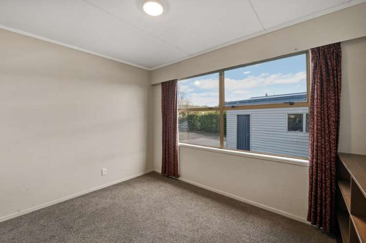 17 Byron Grove Owhata_15