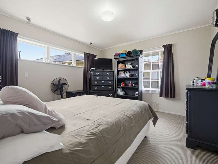 3 Joanna Place Deanwell_15