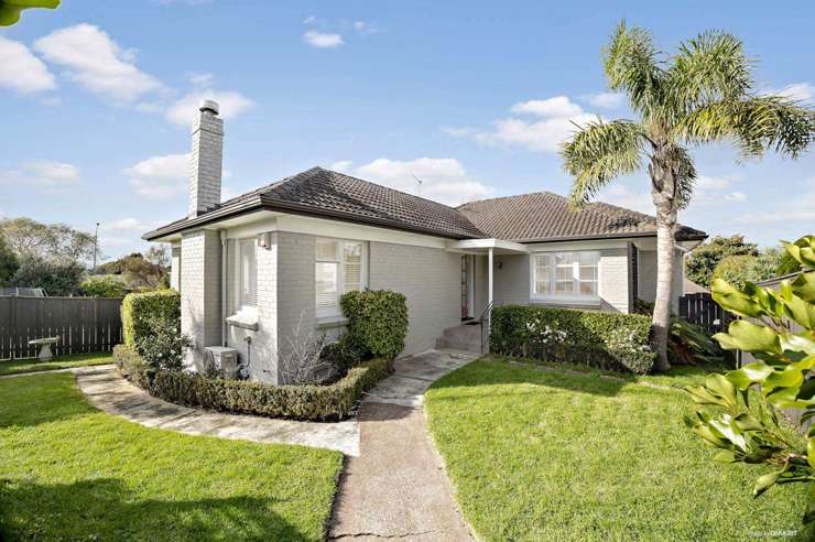 Bidders went hard for a two-bedroom unit on Dominion Road, in Mt Roskill, Auckland. Photo / Supplied