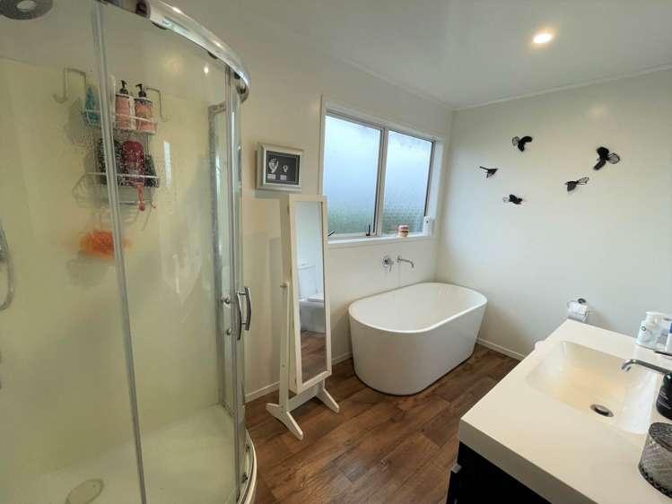 23 Bodi Place Te Atatu South_13