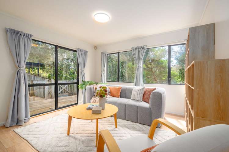 5 Ashfield Grove Churton Park_18