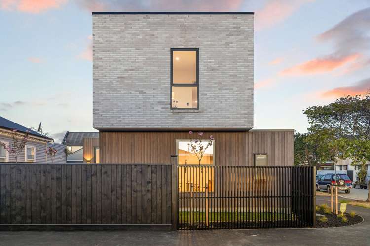 33 Clare Road Merivale_31