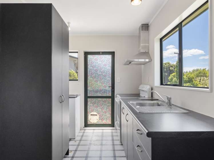 8 Ranginui Road Welcome Bay_18