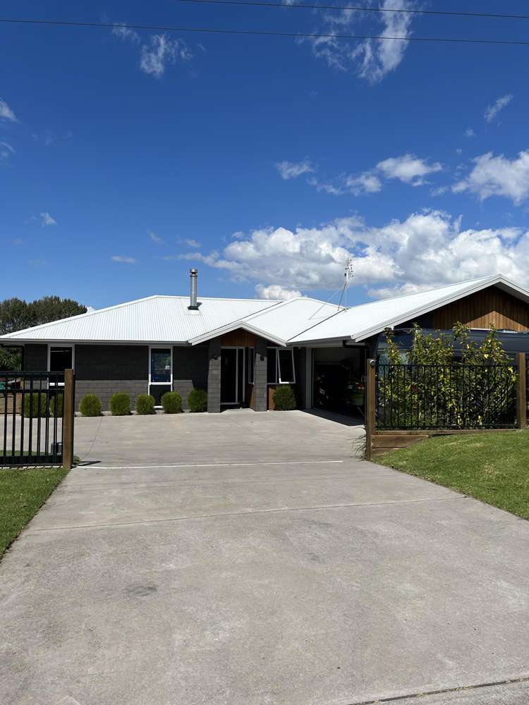 55 Athenree Road Athenree_0