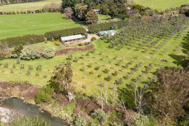 124 Mangatarere Valley Road Carterton_1