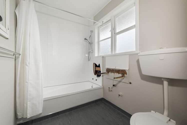 8 Lyall Place Bryndwr_13