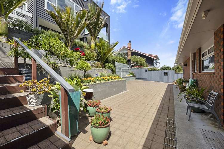 128 Pendarves Street New Plymouth_17