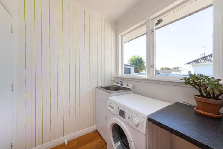 7 Liverpool Street Takaro_15