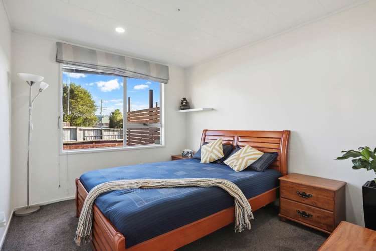 58 Forest Hill Road Henderson_11