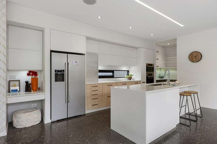 48 Office Road Merivale_7