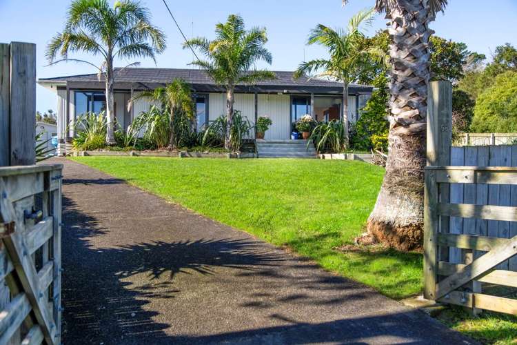 98 Garfield Road Helensville_1