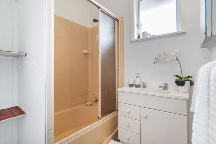 81 New Windsor Road New Windsor_14